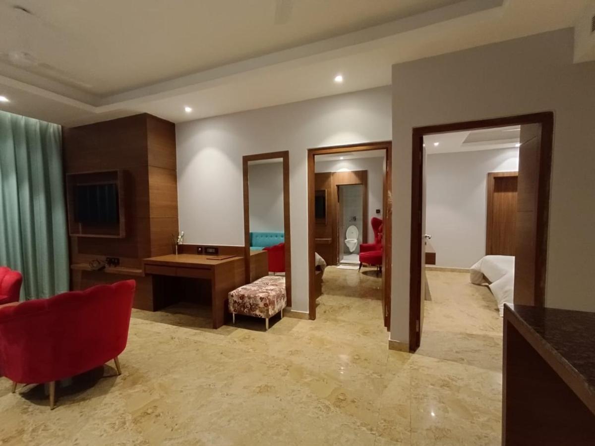 Raj Meridian Dibrugarh Exterior foto